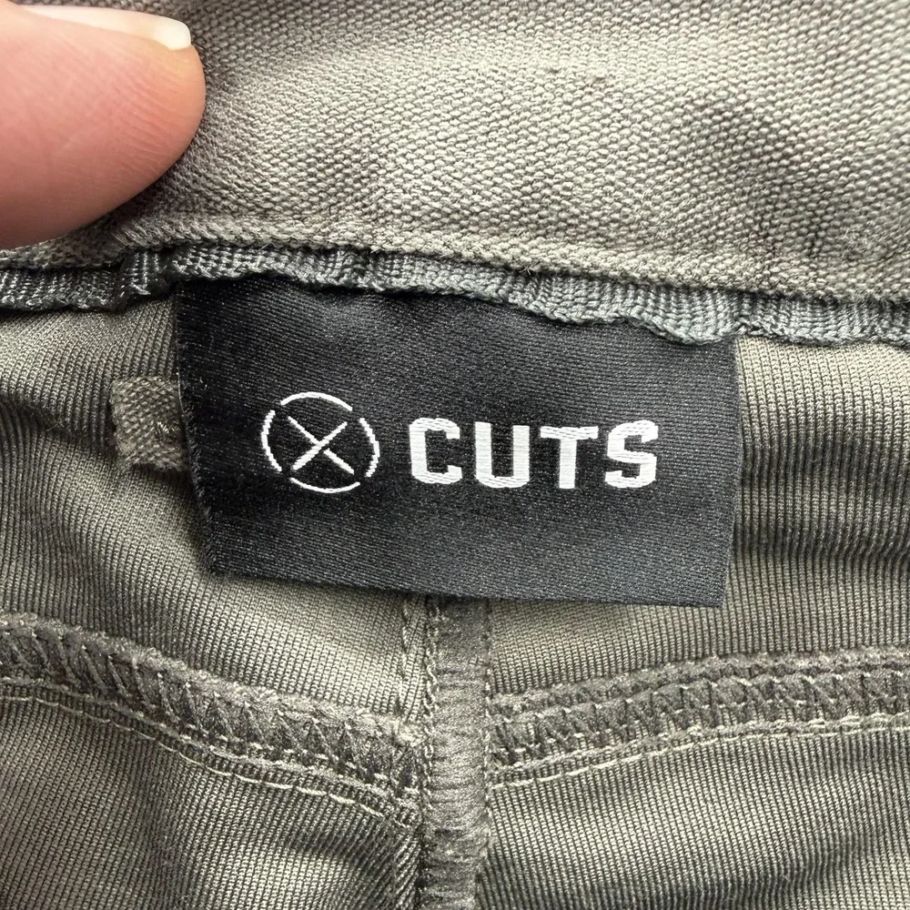 Cuts Pants Mens 34x32 (Fits 34/30) Gray Slim Fit Stretch Chino Golf Office.